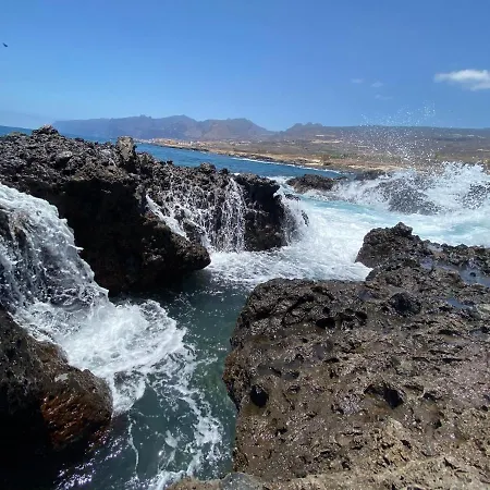 Apartamento Bajo De 2 Habitaciones Frente A La Playa De Alcala, Tenerife! 公寓 Alcalá la Real
