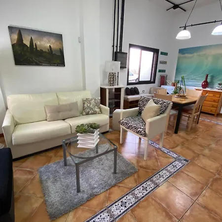 Apartamento Bajo De 2 Habitaciones Frente A La Playa De Alcala, Tenerife! 公寓 Alcalá la Real