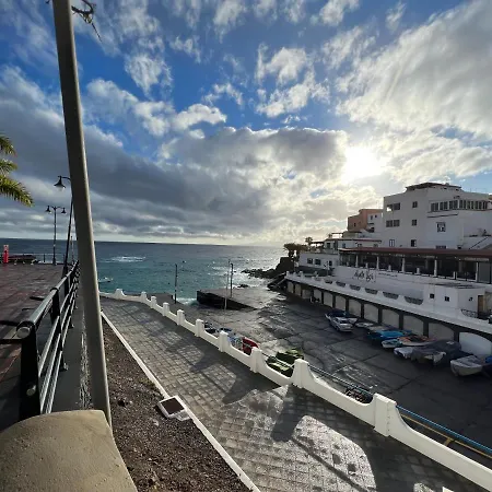Apartamento Bajo De 2 Habitaciones Frente A La Playa De Alcala, Tenerife! * Alcalá la Real